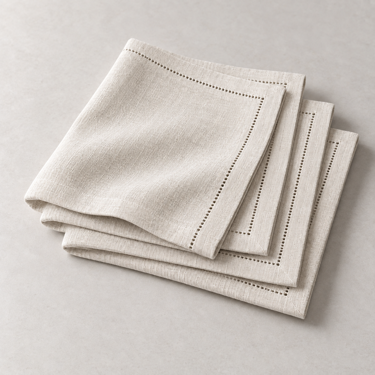 Auna Dinner Napkin Set — carousel construction / scale